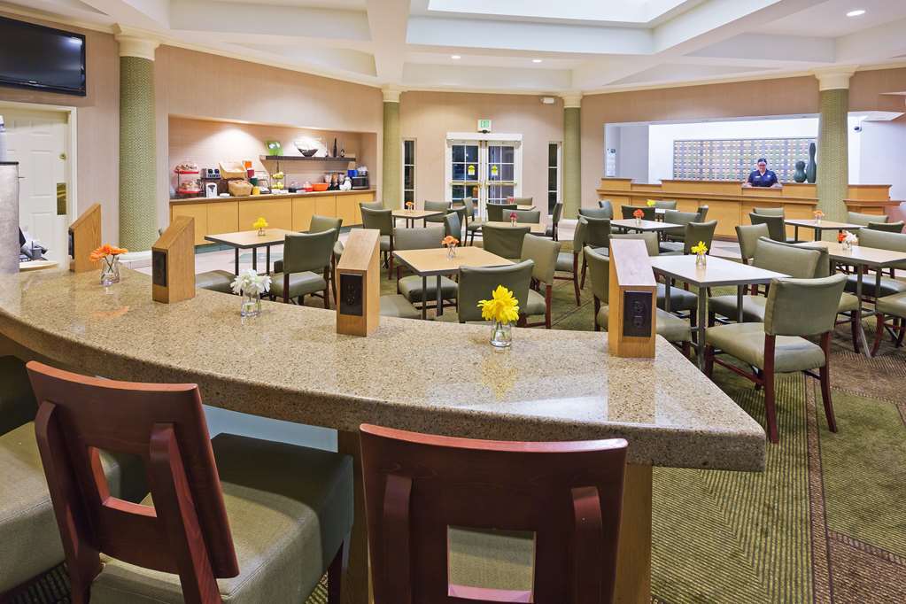 La Quinta By Wyndham Shreveport Airport Hotel Interior photo